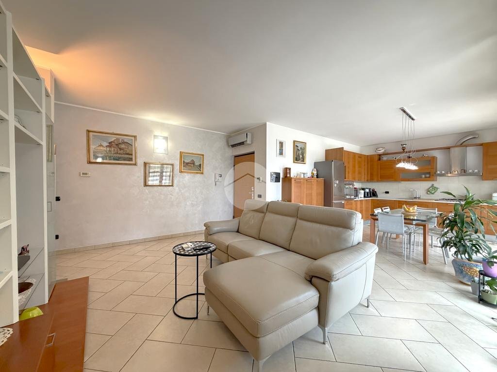 Four-room apartment Via P. Giovanni Paolo II, Santo Stefano Ticino - photo 2
