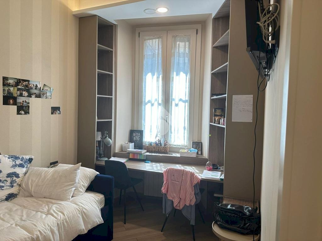 One-room apartment Corso Porta Ticinese, Milano - photo 1