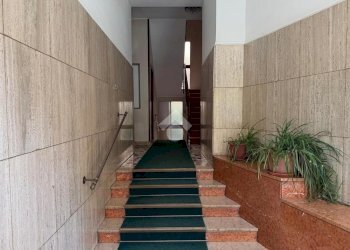 Two-room apartment Via Leone Tolstoi, Milano (neighborhood Giambellino) - photo 1