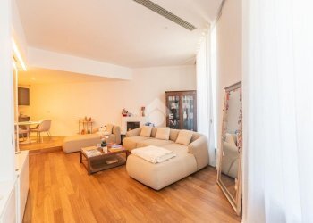 Two-room apartment Via Castelfidardo, Milano (neighborhood Moscova) - photo 3