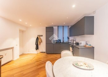 Two-room apartment Via Castelfidardo, Milano (neighborhood Moscova) - photo 10