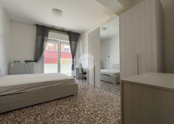 Four-room apartment Via Mentana, Rimini - photo 8