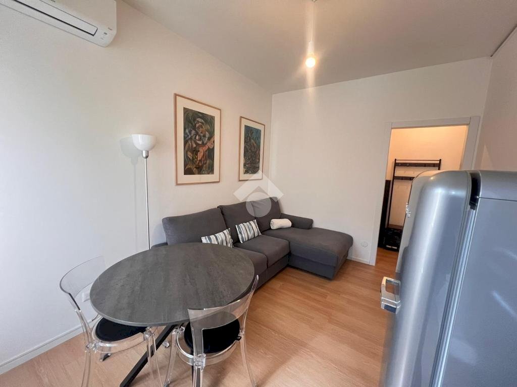 Two-room apartment Via Monte Velino, Milano - photo 1