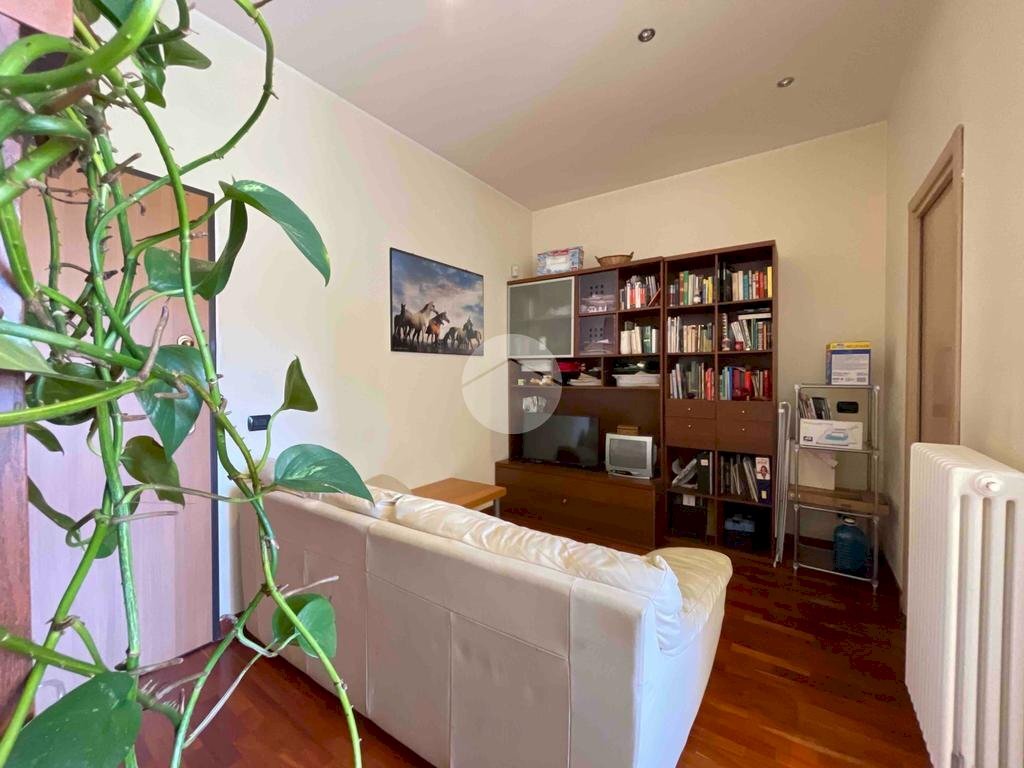 Two-room apartment Via Duca D'Aosta, Asti - photo 3