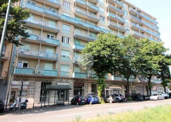 Three-room apartment Via Onorato Vigliani, Torino (neighborhood Mirafiori Sud) - photo 1