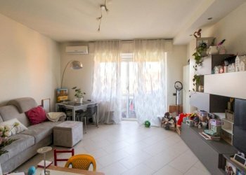 Four-room apartment Via Don Pietro Barberi, Magenta - photo 2