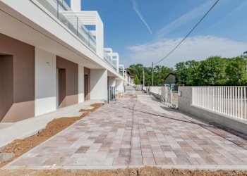 Three-room apartment Via Ferdinando Magellano, Cesenatico - photo 1