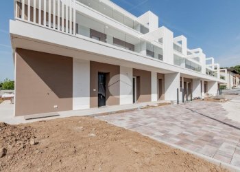 Three-room apartment Via Ferdinando Magellano, Cesenatico - photo 3