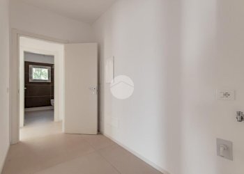 Three-room apartment Via Ferdinando Magellano, Cesenatico - photo 11