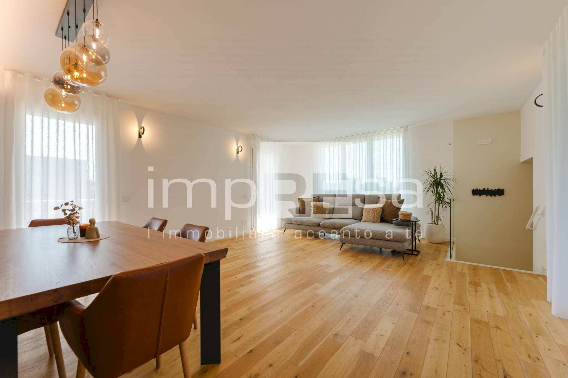 SOGGIONO PRANZO - Four-room apartment via Guglielmo Oberdan
31, Salzano - photo 3