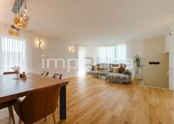 SOGGIONO PRANZO - Four-room apartment via Guglielmo Oberdan
 
31, Salzano - photo 3