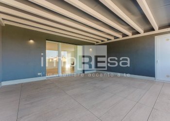 TERRAZZO ABITABILE - Four-room apartment via Guglielmo Oberdan
 
31, Salzano - photo 5