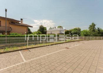 POSTO AUTO PRIVATO - Four-room apartment via Guglielmo Oberdan
 
31, Salzano - photo 27
