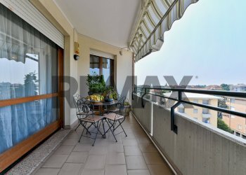 Balcone - Four-room apartment Bartolomeo Colleoni
 
21, Gallarate - photo 7