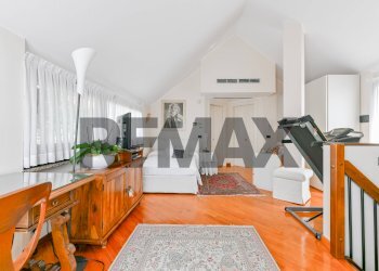 Soggiorno - Four-room apartment Bartolomeo Colleoni
 
21, Gallarate - photo 22