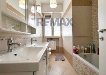 Bagno - Villa Via Pietro Calamandrei
8, Bari - photo 14