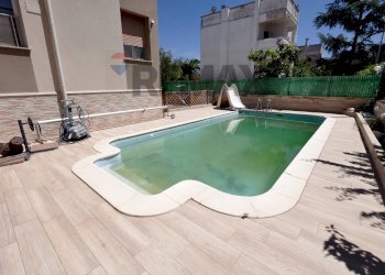 Piscina - Villa Via Pietro Calamandrei
8, Bari - photo 23