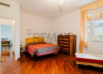 Camera / camera da letto - Semi-detached house Via Tintoretto
 
14, Modugno - photo 11