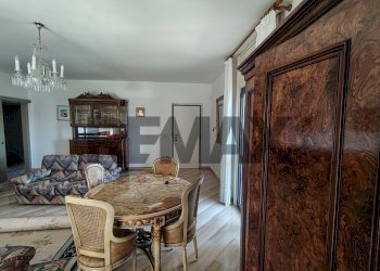 Sala da pranzo - Four-room apartment Via Cesare Diomede Fresa
8, Bari - photo 8