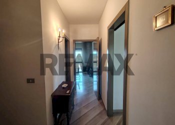 Hall / corridoio - Four-room apartment Via Cesare Diomede Fresa
8, Bari - photo 9