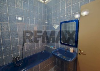 Bagno - Four-room apartment Via Cesare Diomede Fresa
8, Bari - photo 11