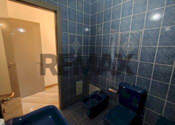 Bagno - Four-room apartment Via Cesare Diomede Fresa
8, Bari - photo 12