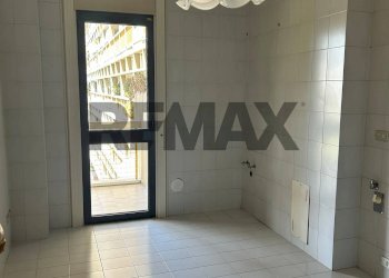Stanza vuota - Four-room apartment Via Cesare Diomede Fresa
8, Bari - photo 9
