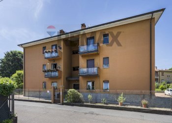 Edificio all\'aperto - Trilocale via Sorrisole
 
70, Varese - foto 1