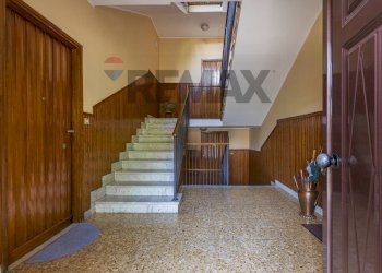 Scale - Trilocale via Sorrisole
 
70, Varese - foto 2