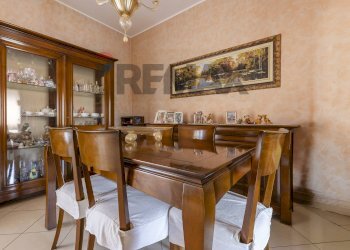 Sala da pranzo - Trilocale via Sorrisole
 
70, Varese - foto 5