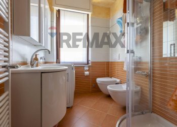 Bagno - Trilocale via Sorrisole
 
70, Varese - foto 13