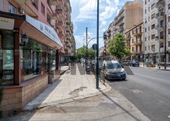 Edificio all\'aperto - Locale Commerciale Via Duca Della Verdura
 
115, Palermo - foto 18