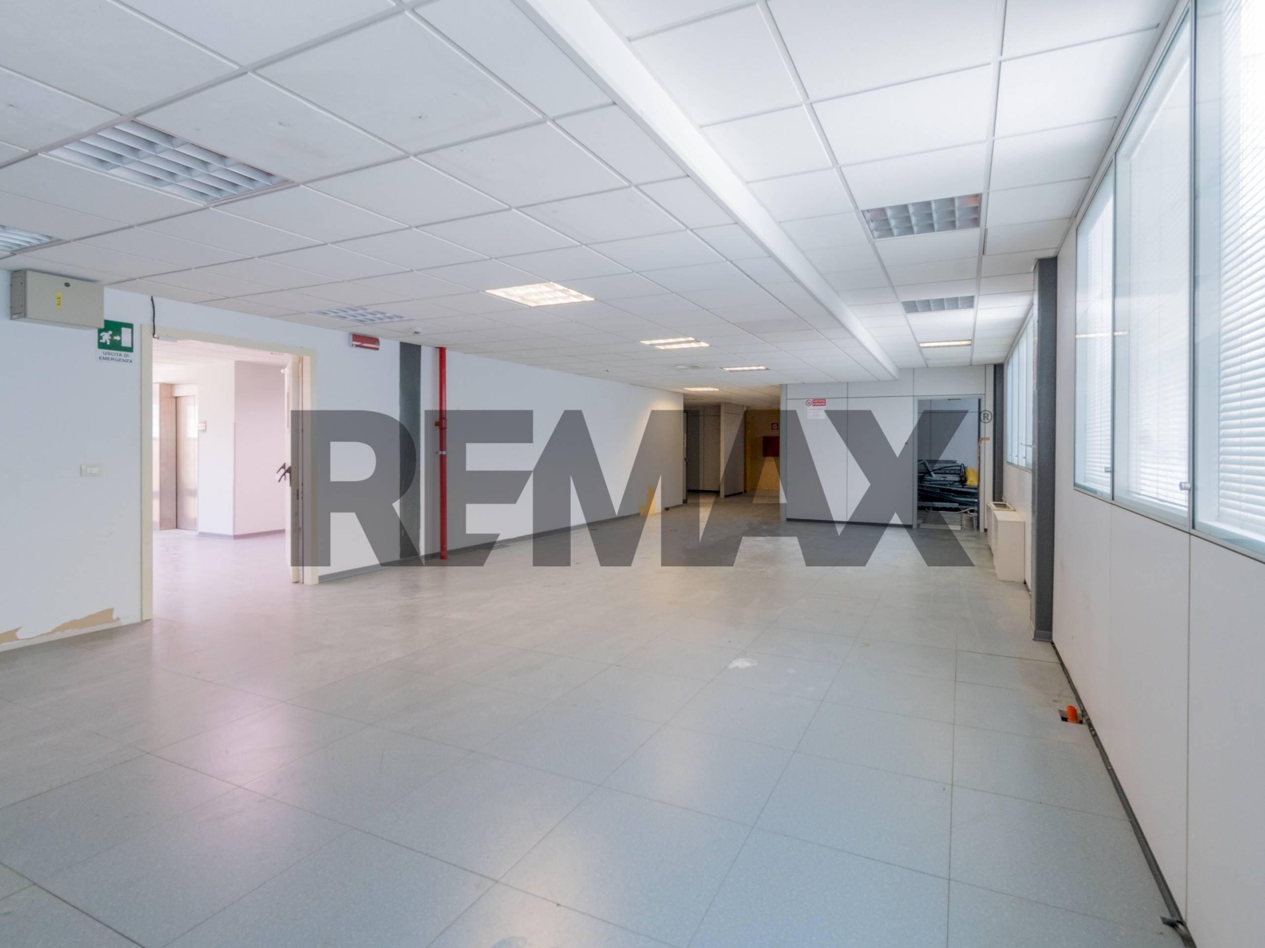 Stanza vuota - Ufficio Via Lanza di Scalea
1350, Palermo - foto 3