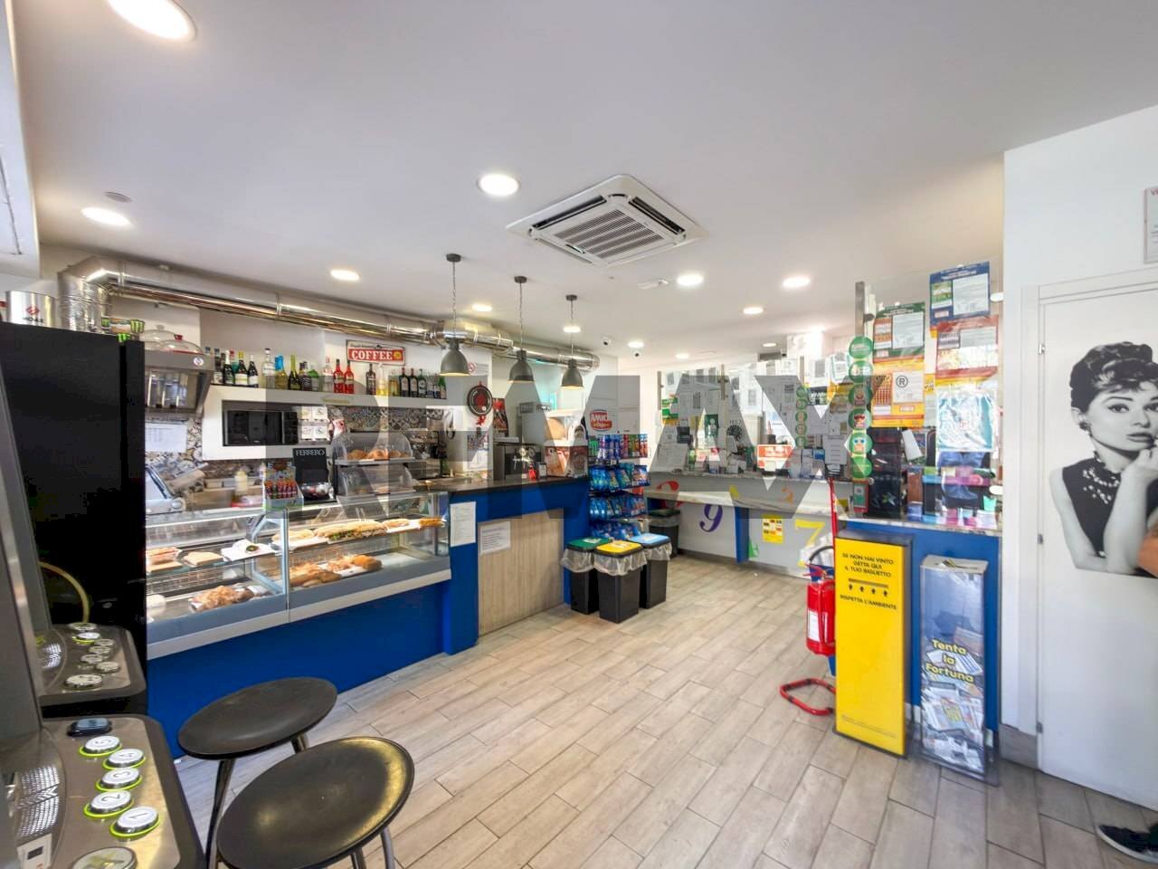 Cucina - Attività Commerciale Via Duca Della Verdura
 
45/47, Palermo - foto 1