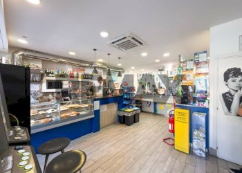 Cucina - Attività Commerciale Via Duca Della Verdura
45/47, Palermo - foto 1