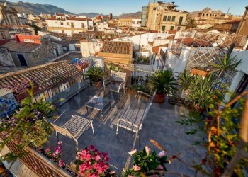 Terrazza - Hotel Via Dell'università
 
20, Palermo - foto 3