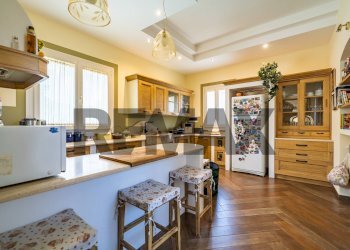 Cucina - Villa Via degli Astronauti
 
61/bis, Altofonte - foto 3