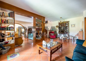 Soggiorno - Villa Via degli Astronauti
 
61/bis, Altofonte - foto 5
