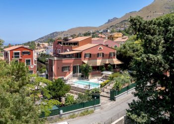 Casa all\'aperto - Villa Via degli Astronauti
 
61/bis, Altofonte - foto 8