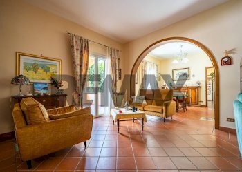 Soggiorno - Villa Via degli Astronauti
 
61/bis, Altofonte - foto 14