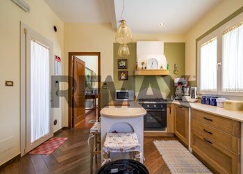 Cucina - Villa Via degli Astronauti
 
61/bis, Altofonte - foto 19