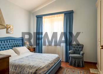 Camera / camera da letto - Villa Via degli Astronauti
 
61/bis, Altofonte - foto 24