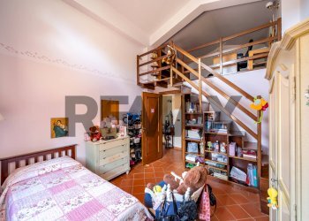 Camera / camera da letto - Villa Via degli Astronauti
 
61/bis, Altofonte - foto 36