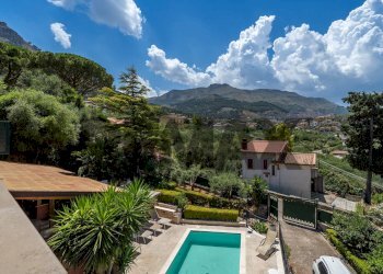 Piscina - Villa Via degli Astronauti
 
61/bis, Altofonte - foto 44