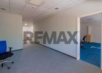 Stanza vuota - Ufficio Via Lanza di Scalea
1350, Palermo - foto 12