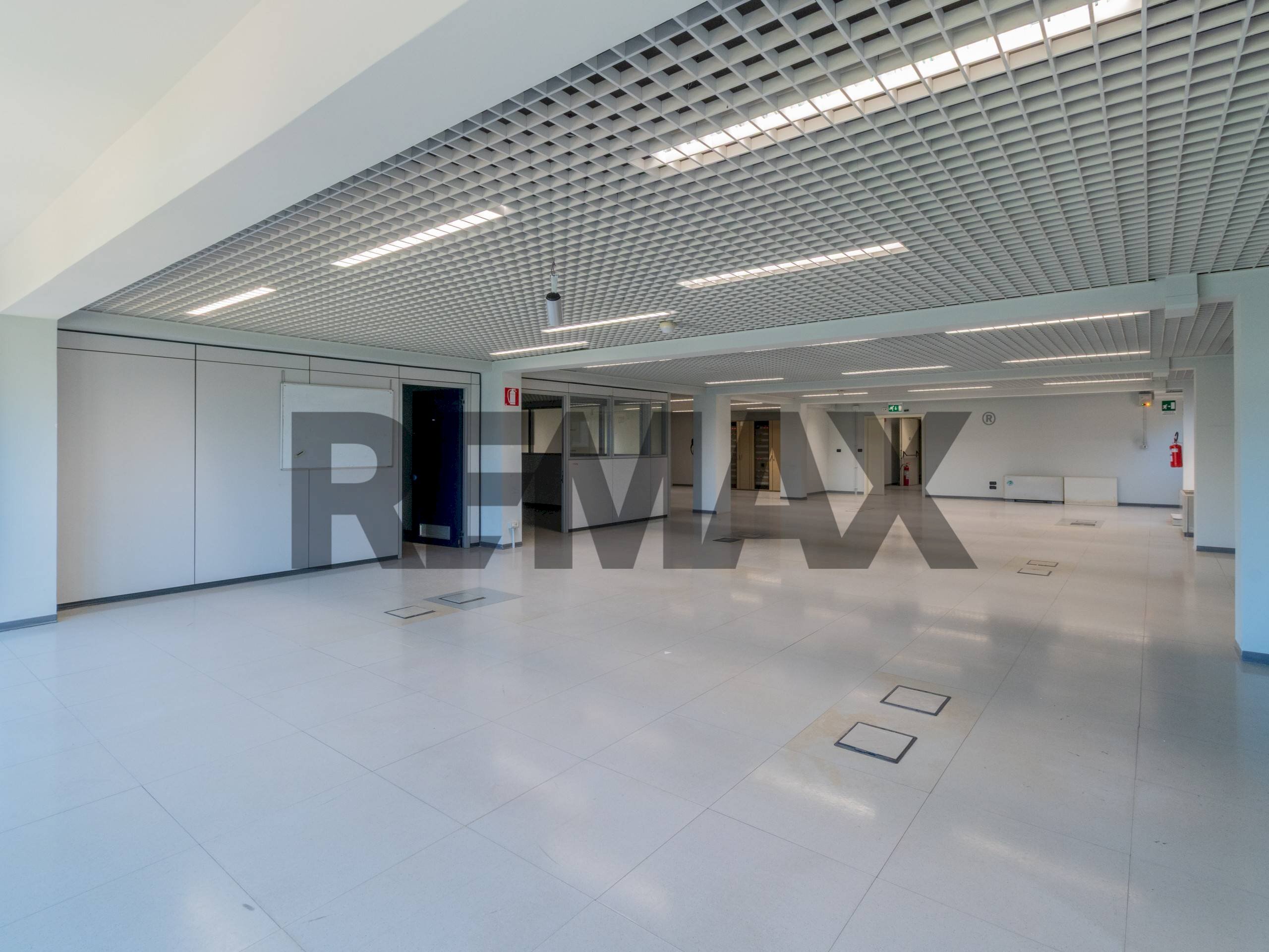 Parcheggio - Office Via Lanza di Scalea
 
1350, Palermo - photo 1