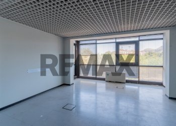 Stanza vuota - Office Via Lanza di Scalea
1350, Palermo - photo 6
