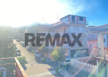 Casa all\'aperto - Casa indipendente Via Carso
 
9, Zafferana Etnea - foto 36