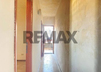 Hall / corridoio - Casa indipendente Via Carso
 
9, Zafferana Etnea - foto 41