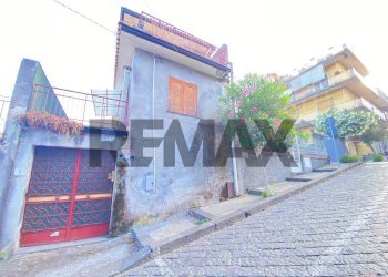 Casa all\'aperto - Casa indipendente Via Carso
 
9, Zafferana Etnea - foto 52
